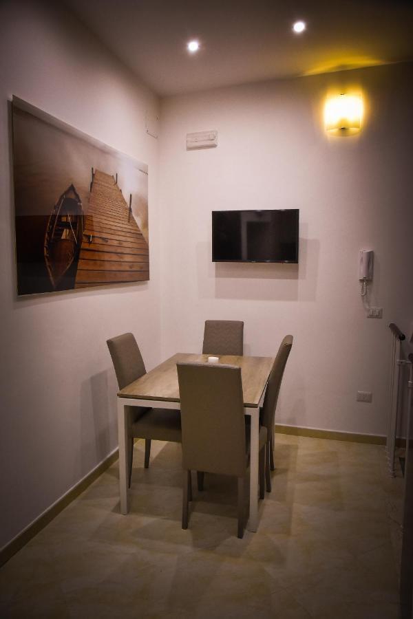 Casa Dell Arco Apartment Bari Exteriör bild